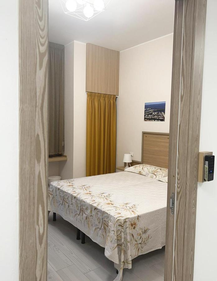 Sissi Comfort Rooms Foresteria Lombarda Монца Экстерьер фото